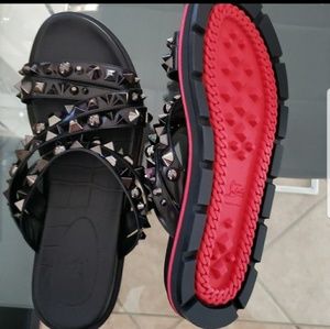 louboutin flip flops mens